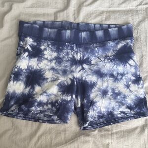 Torrid Navy and White Tie-Dye Athletic Shorts, 2X, 5-inch inseam
